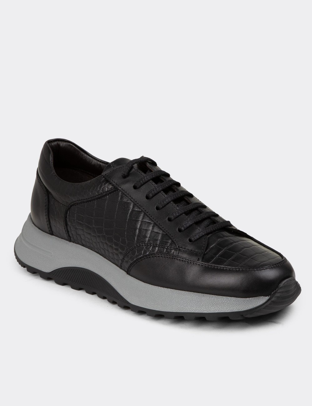 Black Leather Sneakers - 01984MSYHE06