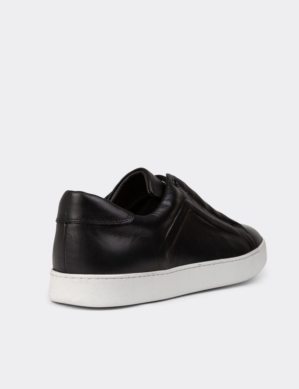 Black Leather Sneakers - 01831MSYHC02