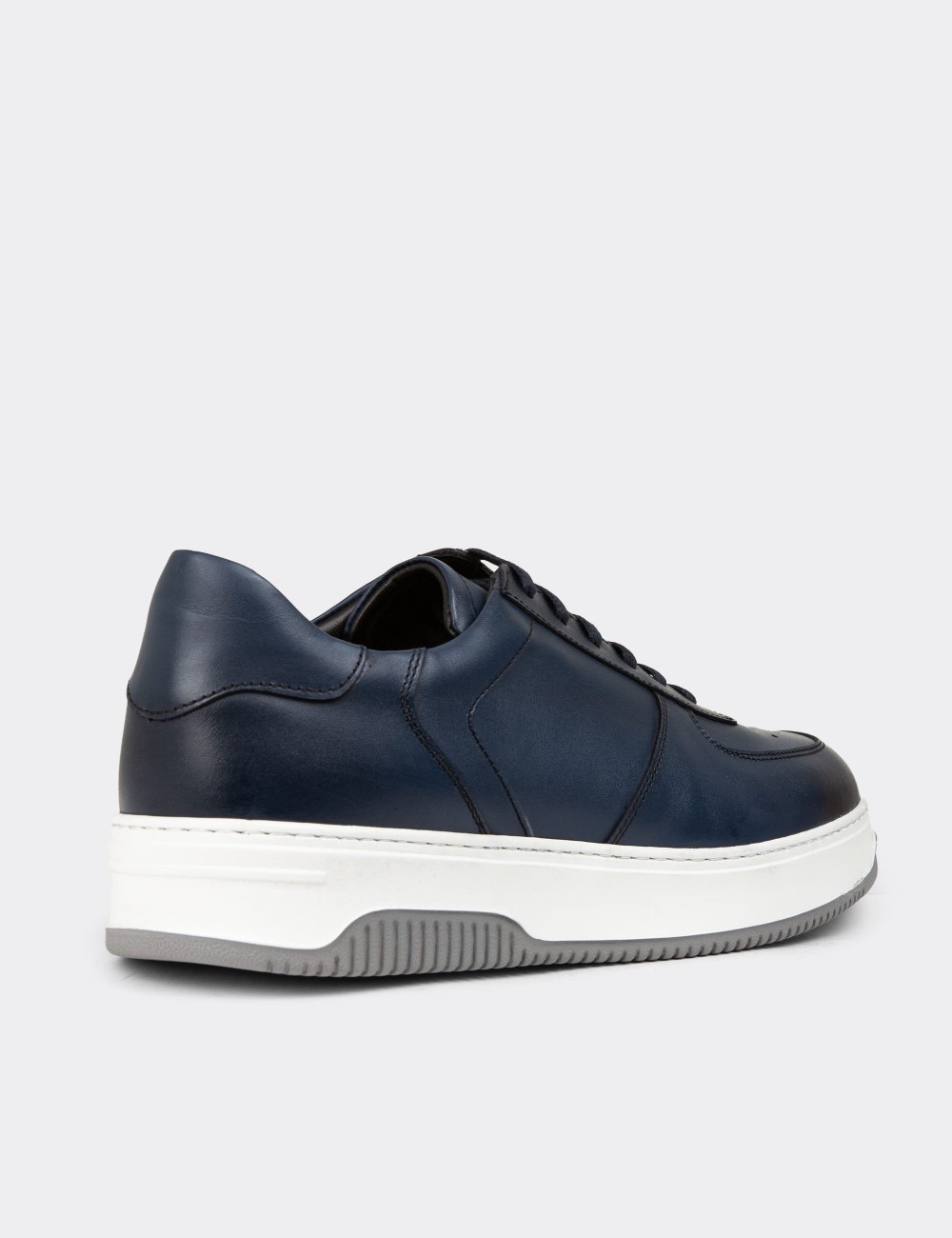 Navy Leather Sneakers - 01965MLCVE05