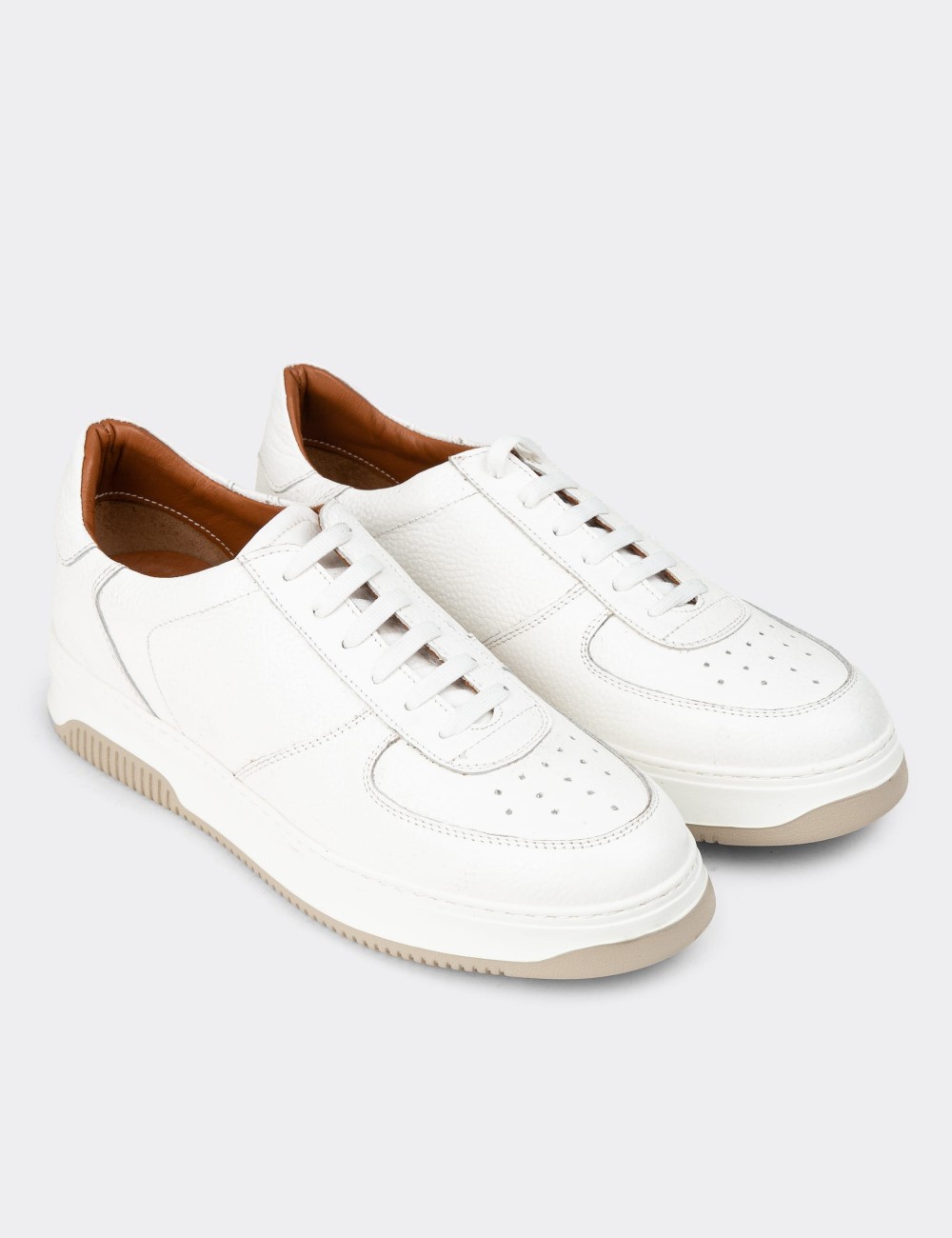 White Leather Sneakers - 01965MBYZE03