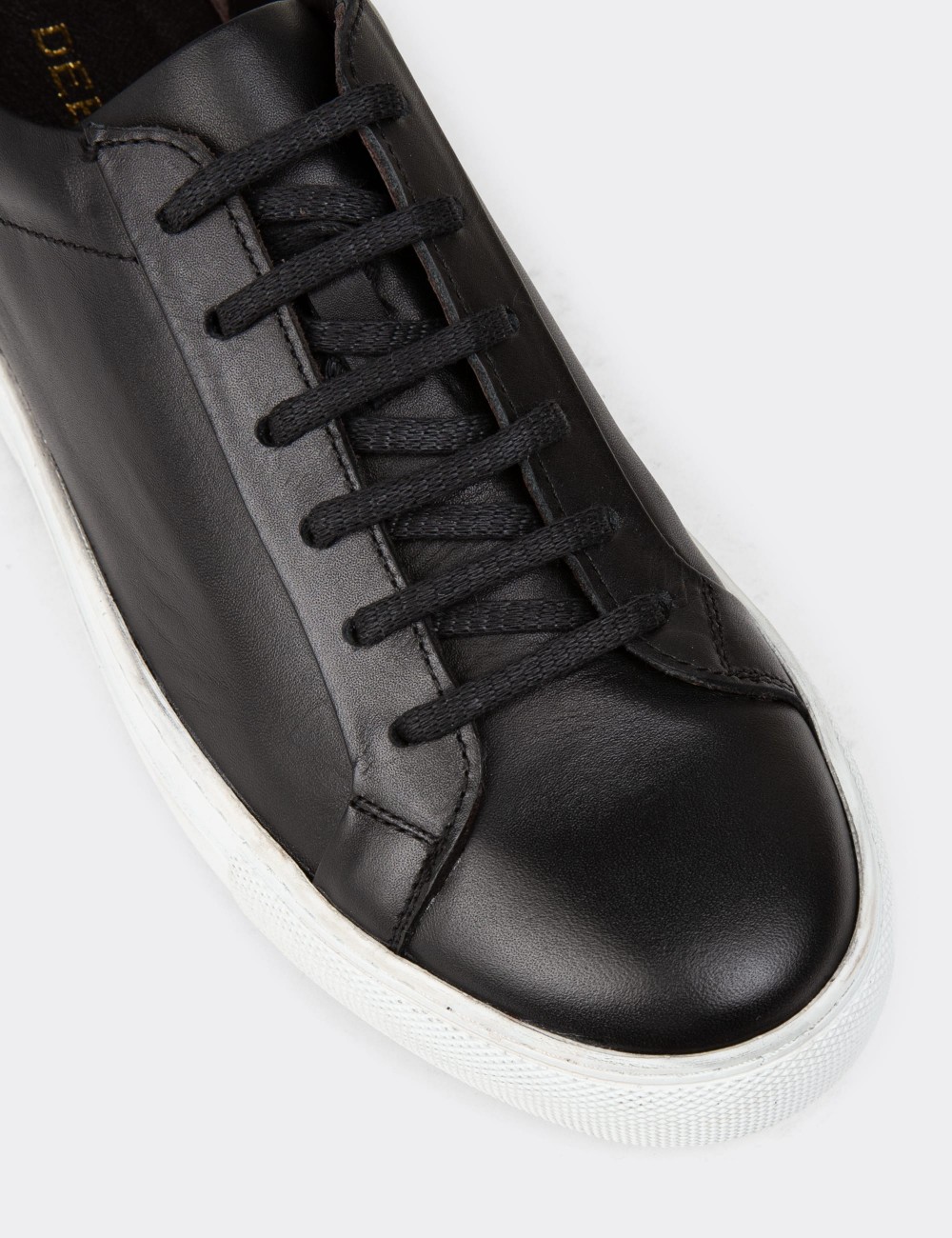 Black Leather Sneakers - 01829MSYHC12