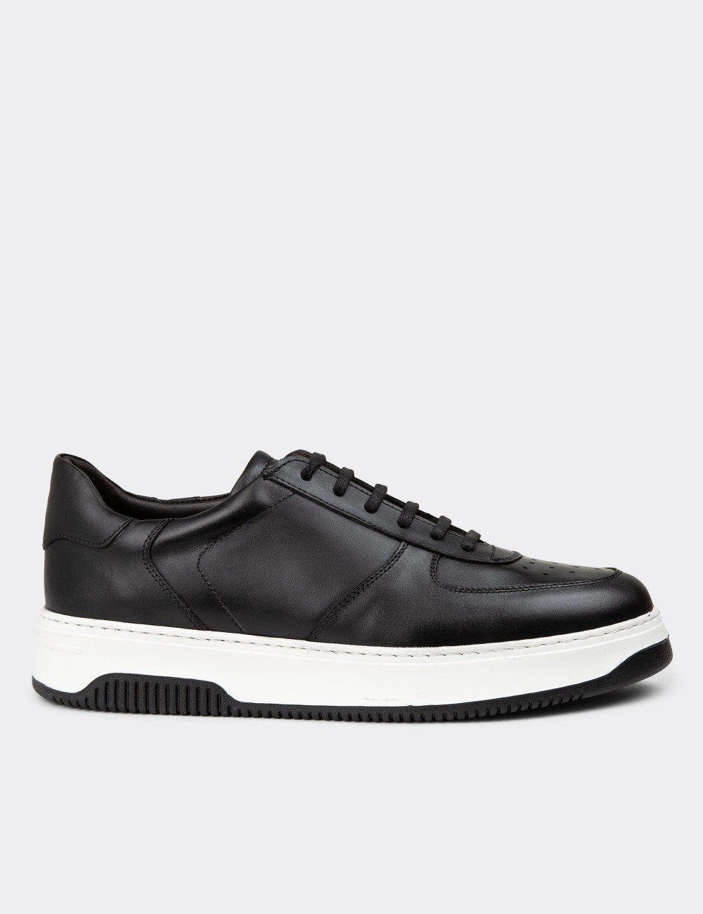 Black Leather Sneakers - 01965MSYHE08