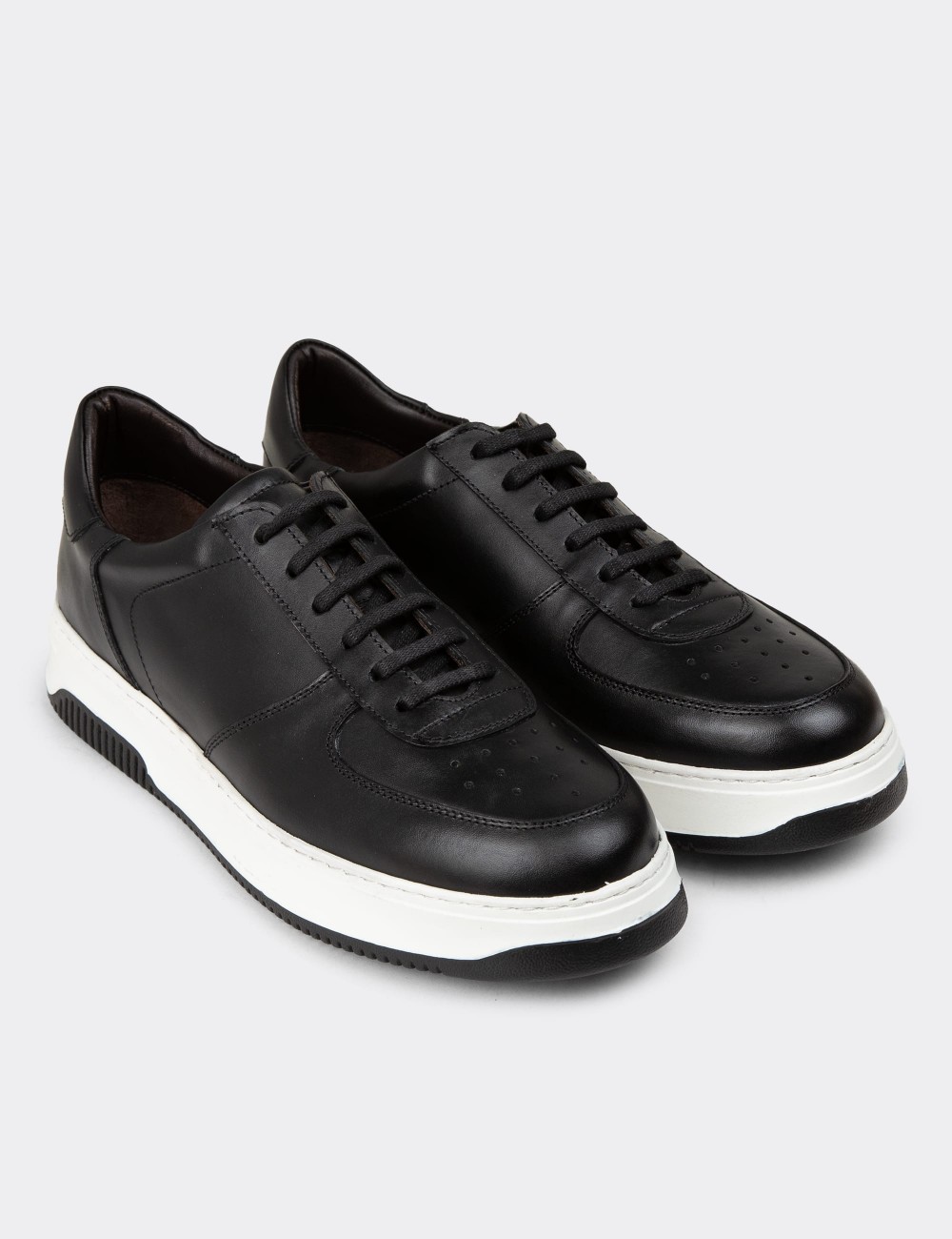 Black Leather Sneakers - 01965MSYHE08