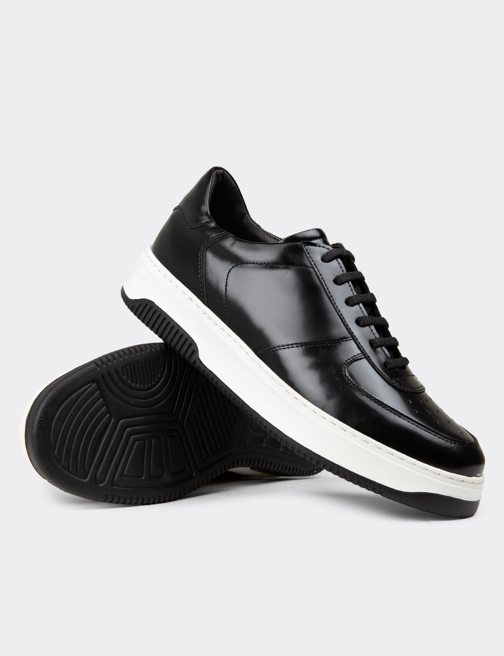 Men's Black Leather Sneakers - 01965MSYHE09