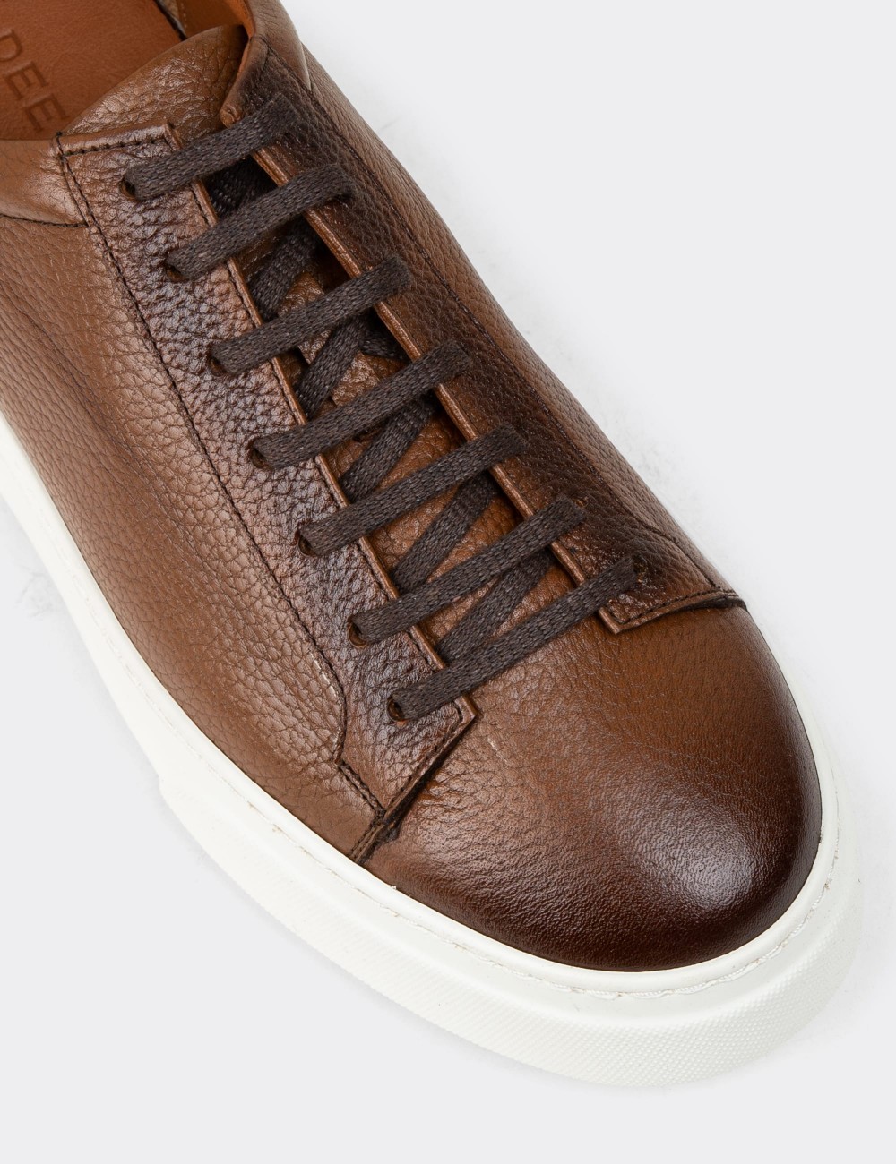 Men's Tan Leather Sneakers - M2501MTBAP03