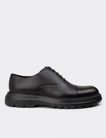 Men's Black Leather Lace-Up Footwear