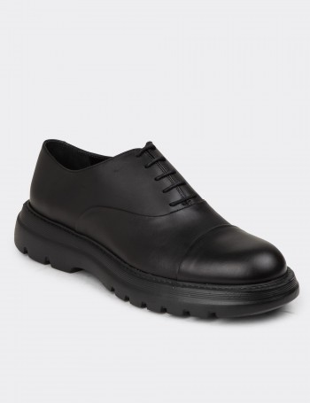 Men's Black Leather Lace-Up Footwear