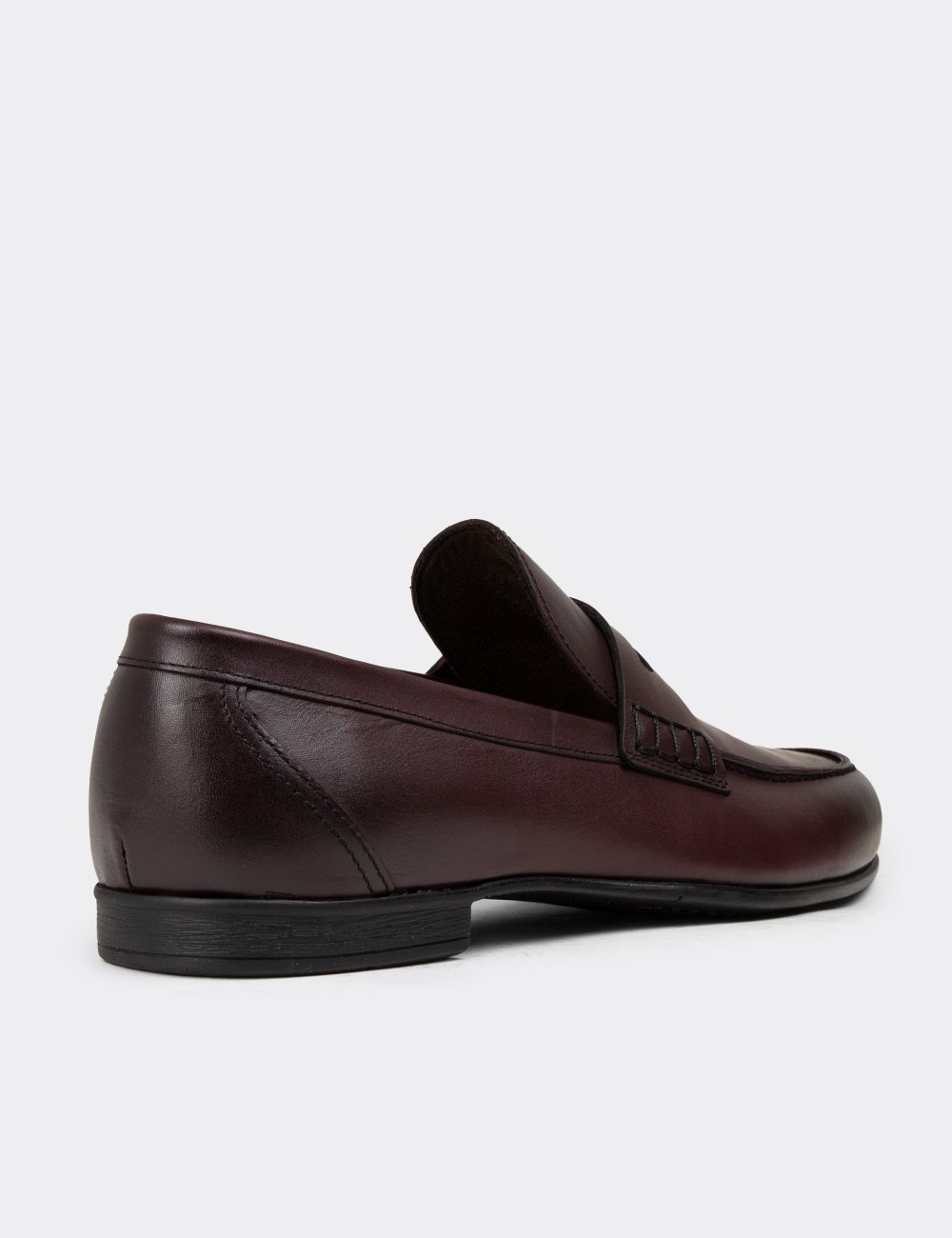 Men's Burgundy Leather Loafers - 01538MBRDC01