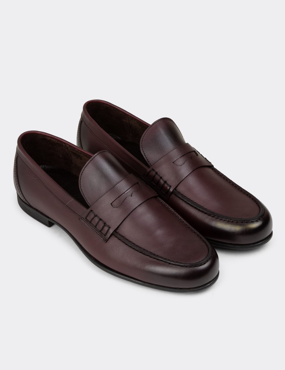 Men's Burgundy Leather Loafers - 01538MBRDC01