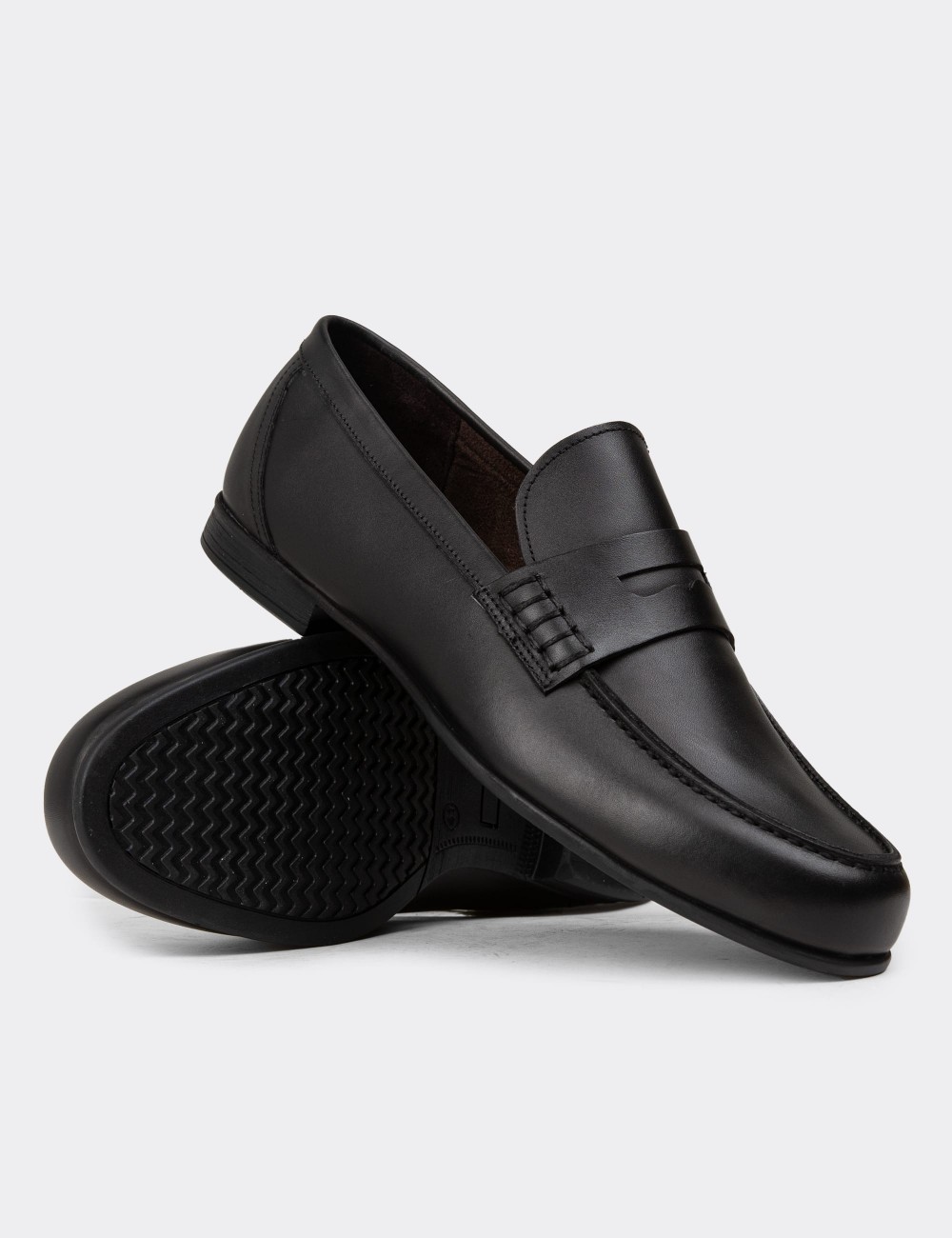 Men's Black Leather Moccasins - 01538MSYHC02