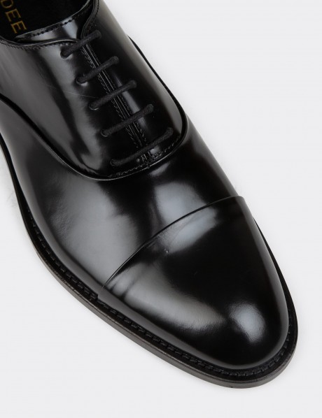 Men's Classic Black Leather Shoes
