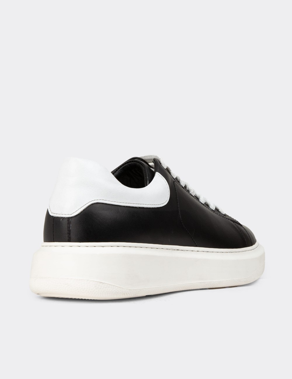 Men's Black Leather Sneakers - 01990MSYHP02