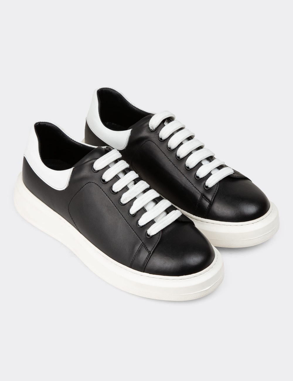 Men's Black Leather Sneakers - 01990MSYHP02