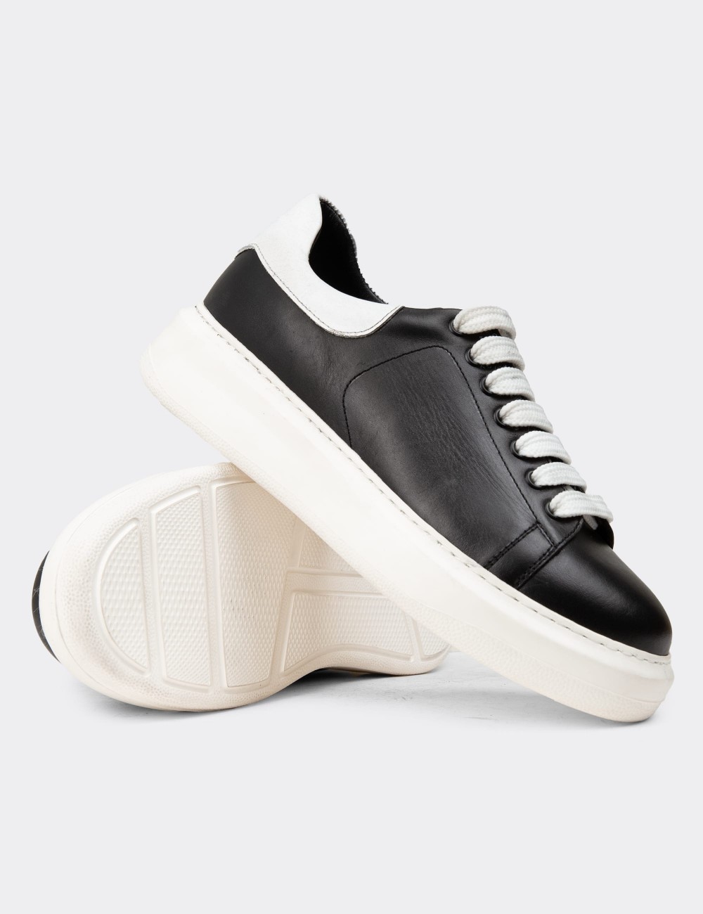 Women's Black Leather Sneakers - 01991ZSYHP01