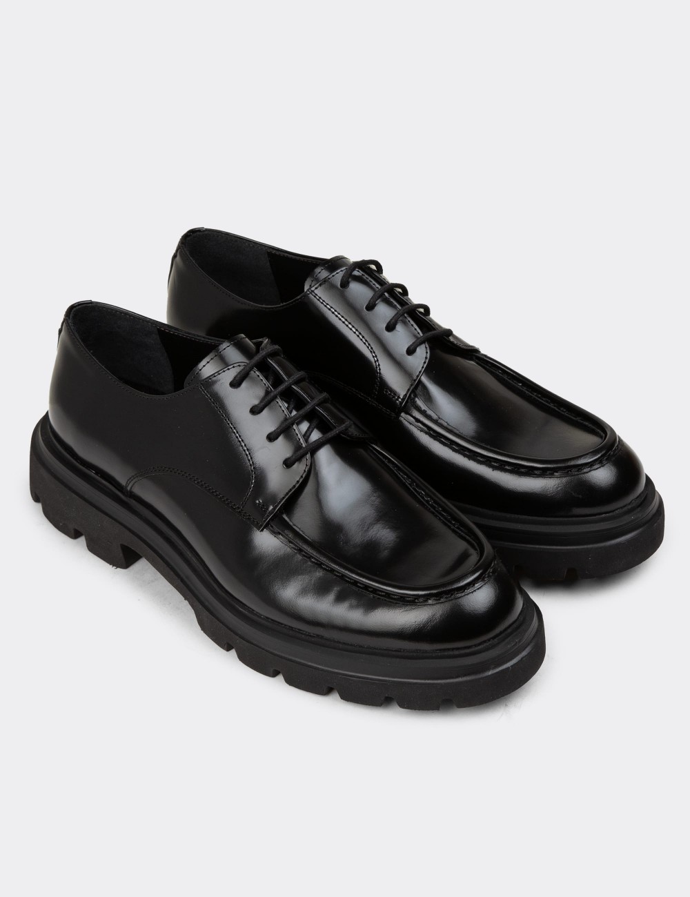 Men's Black Leather Lace-Up Footwear - 01981MSYHE03