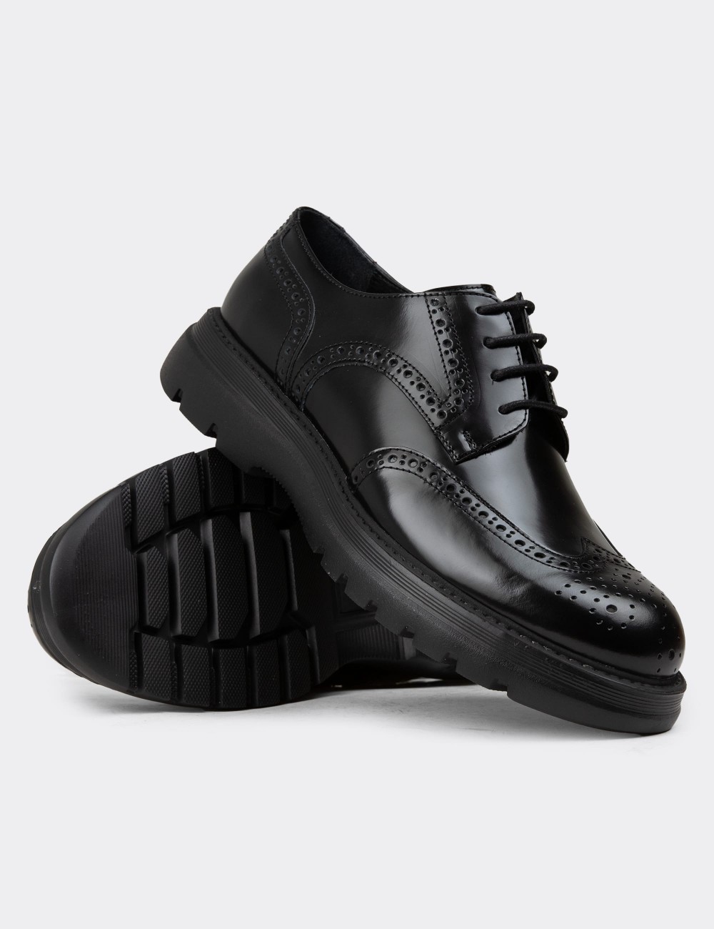 Men's Black Leather Lace-up Footwear - 01696MSYHE03