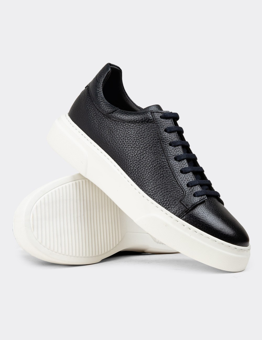 Men's Navy Leather Sneakers - M2501MLCVP02
