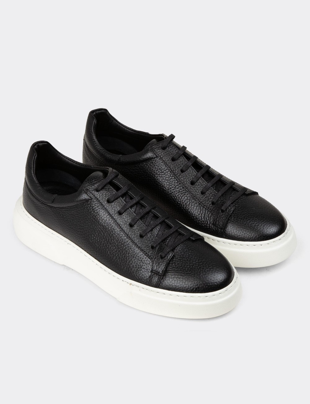 Men's Black Leather Sneakers - M2501MSYHP04