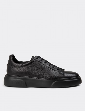 Men's Black Leather Sneakers