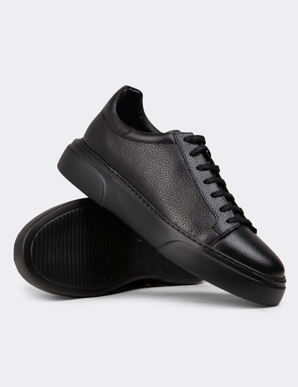 Men's Black Leather Sneakers - M2501MSYHP06