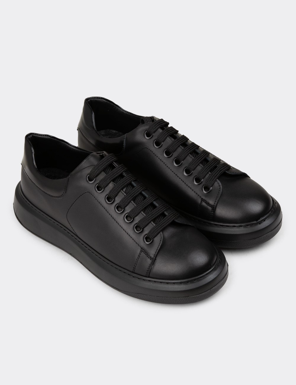 Men's Black Leather Sneakers - 01990MSYHP04