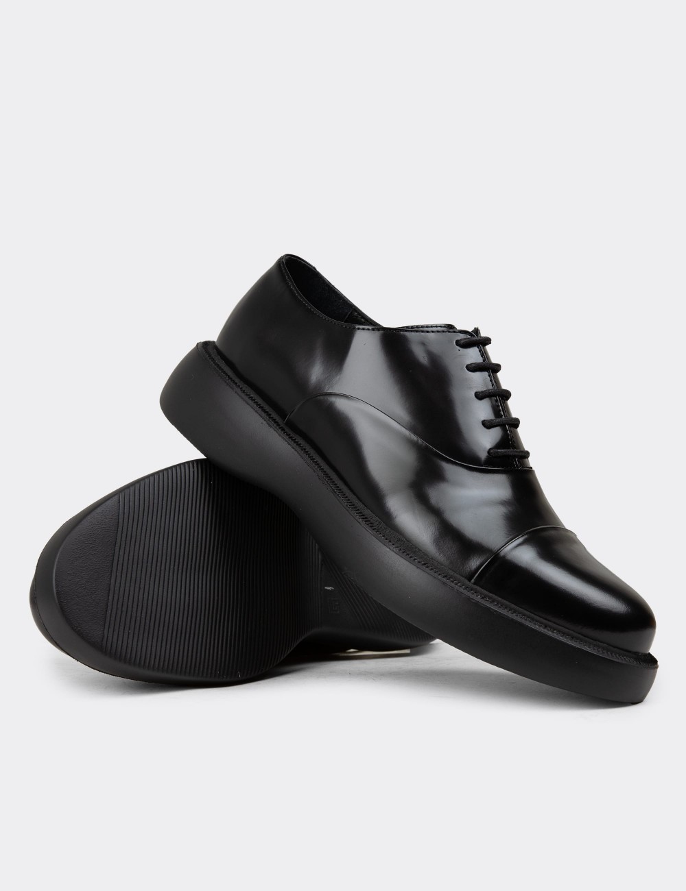 Men's Black Leather Lace-up Shoes - 01026MSYHE29