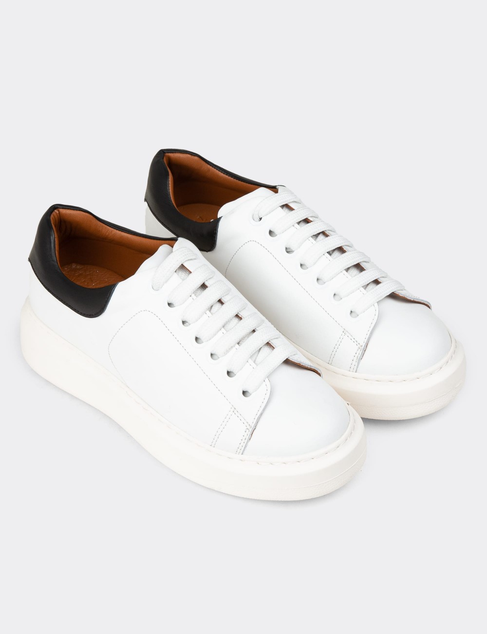 Women’s White Leather Sneakers - 01991ZBYZP01