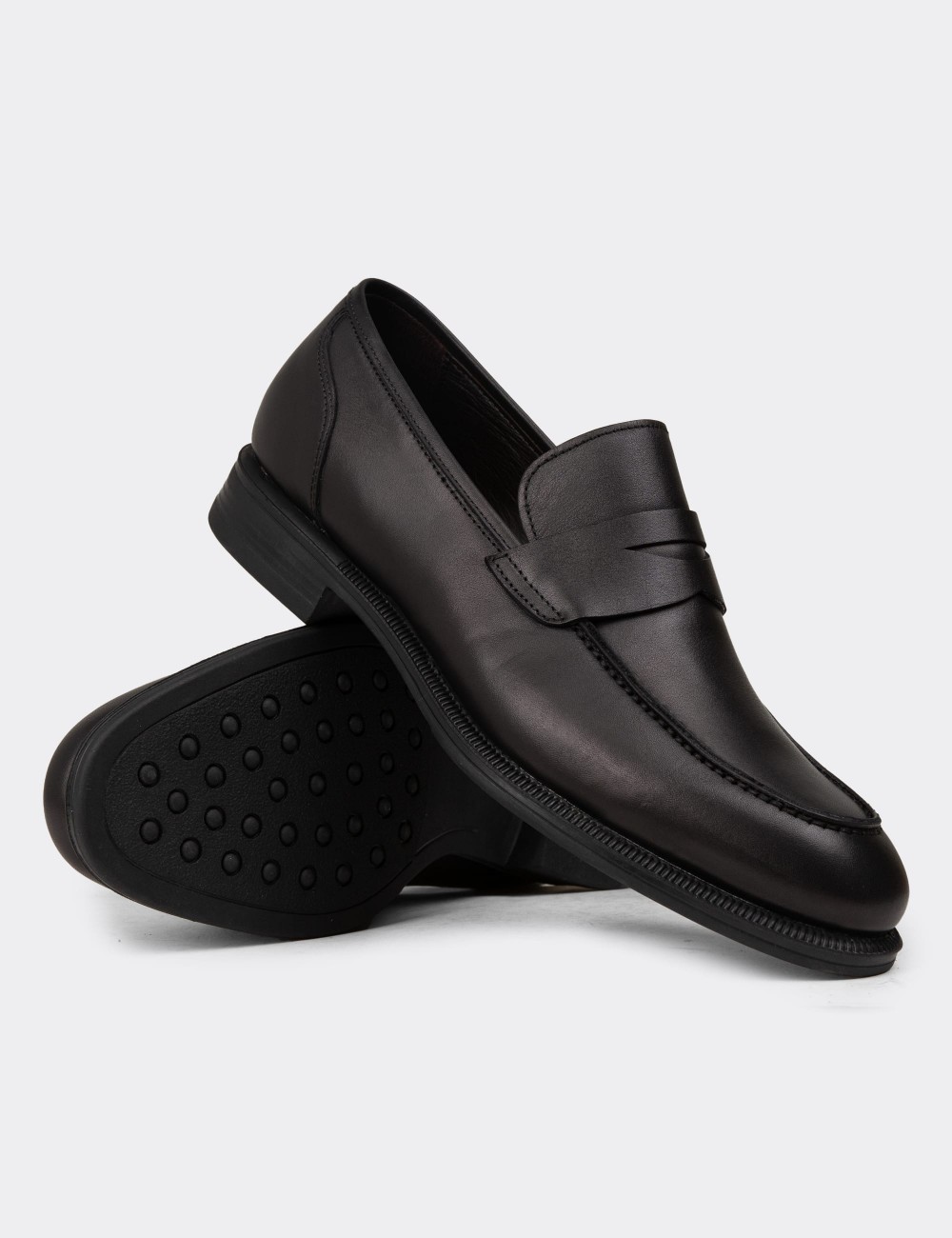 Men's Black Leather Loafers - 01995MSYHC01