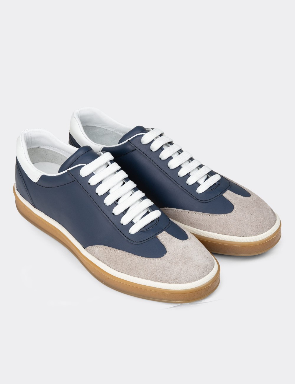 Men's Navy Leather Lace-up Footwear - 01997MLCVC01