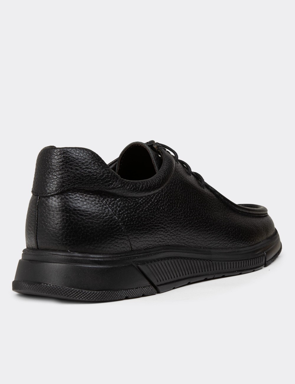 Men's Black Leather Lace-Up Footwear - 02003MSYHE01