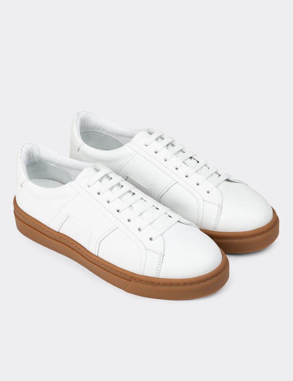 Men's White Leather Sneakers - 02002MBYZC03