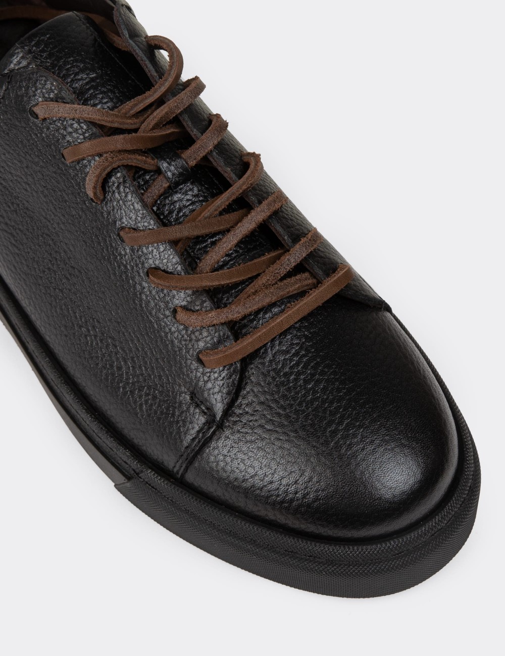 Men's Black Leather Sneakers - 02004MSYHC01