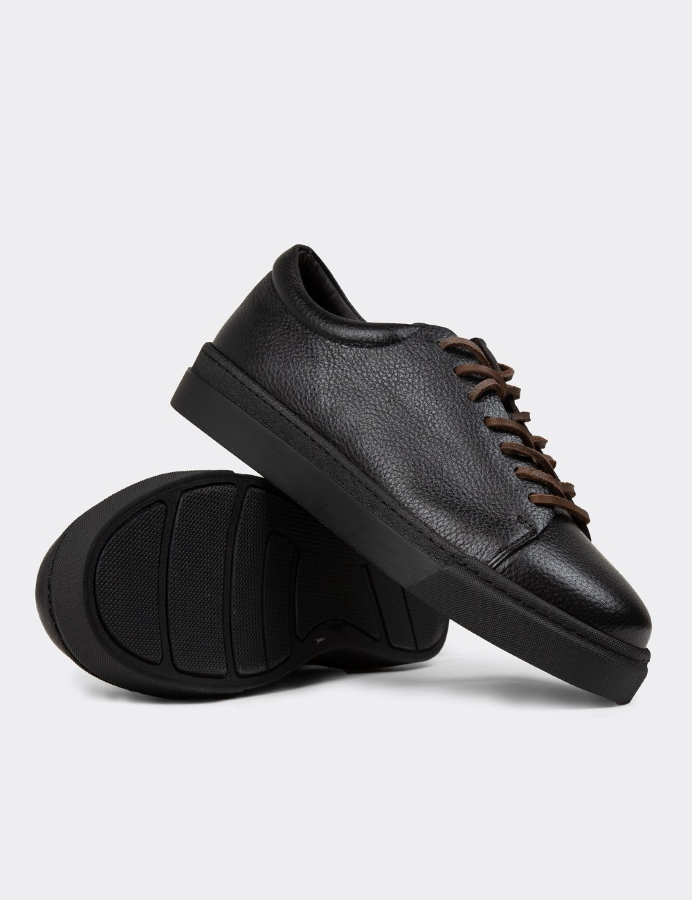 Men's Black Leather Sneakers - 02004MSYHC01