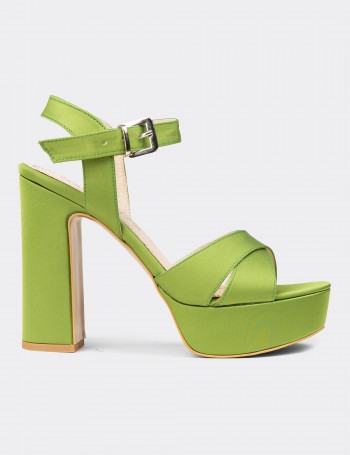 Women's Green Pumps
