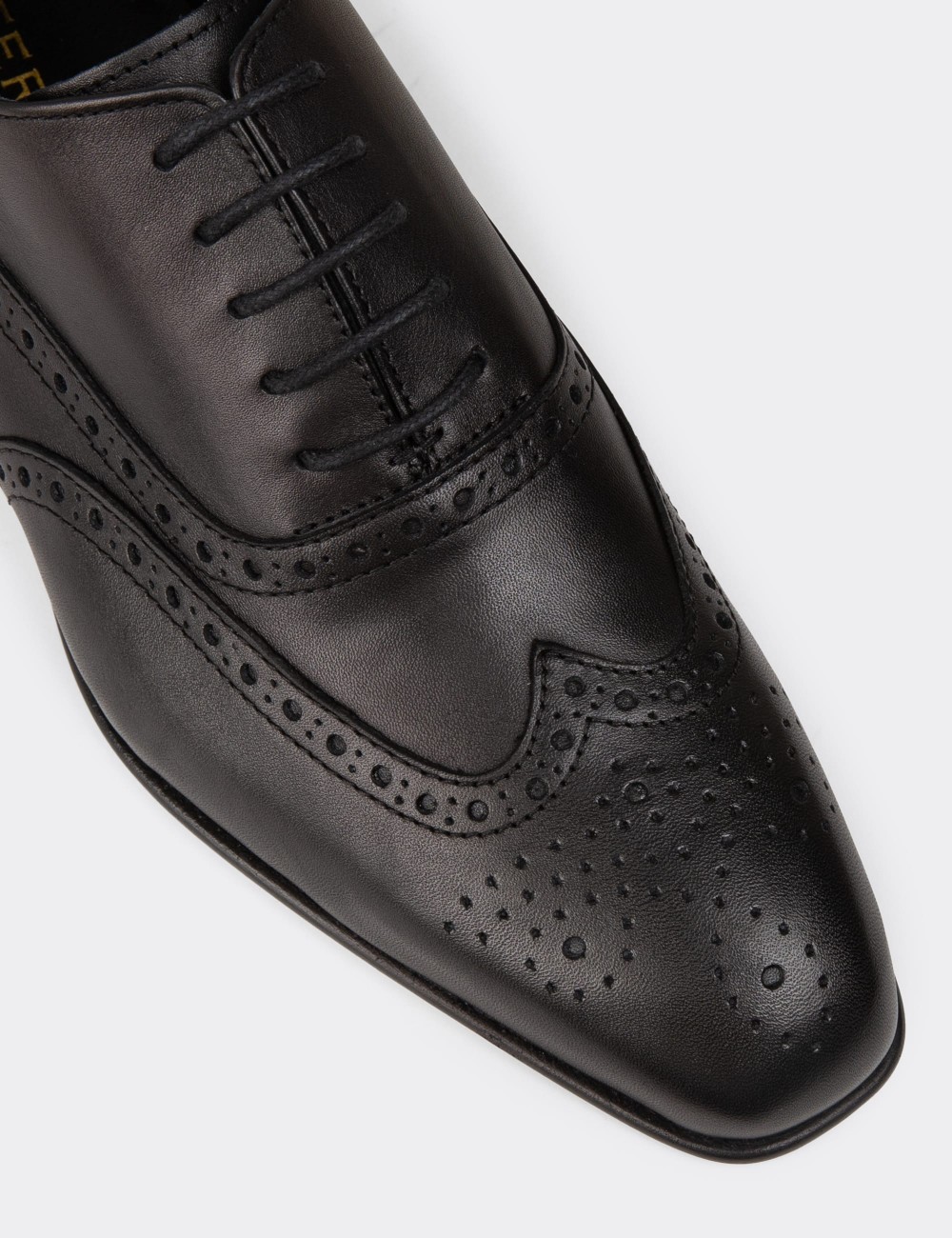 Men's Black Leather Classic Footwear - 01785MSYHK03