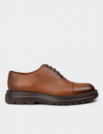 Men's Tan Leather Lace-Up Footwear
