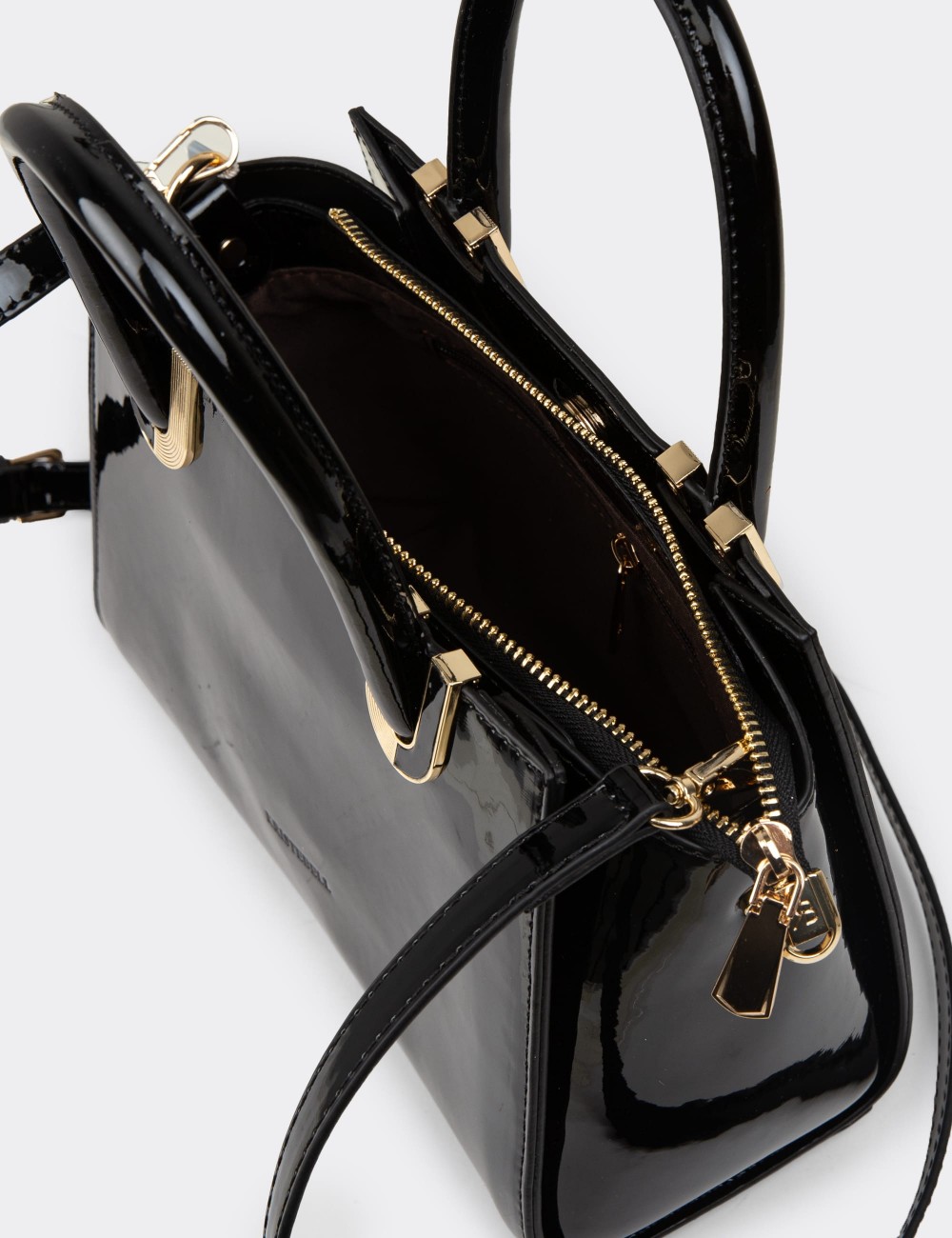 Black Patent Shoulder Bag - K7418ZSYHY01