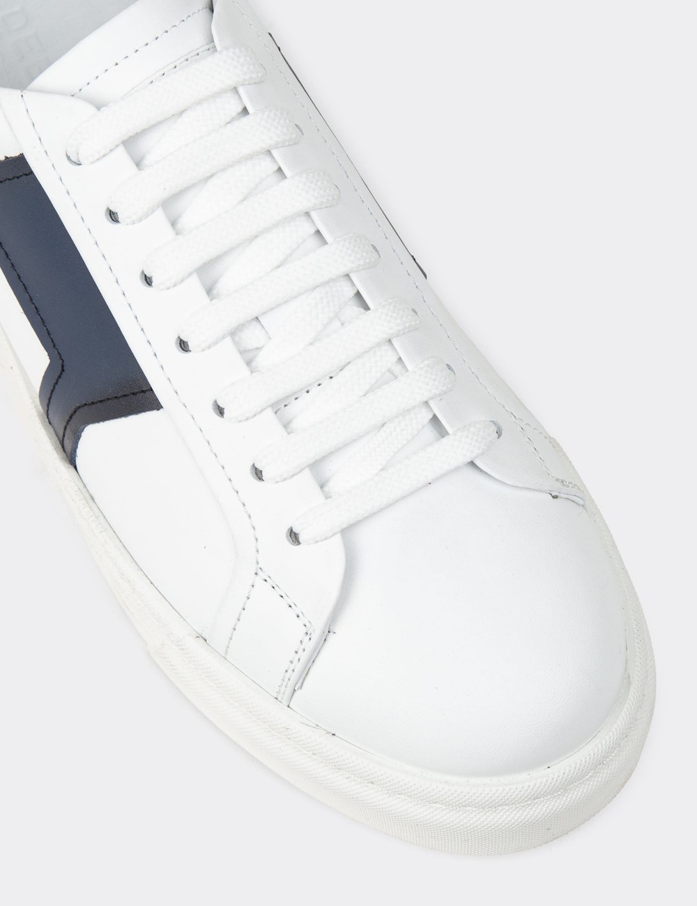Men's White Leather Sneakers - 02002MLCVC01