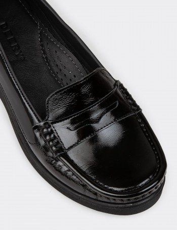 Women's Black Leather Slip-On Shoes