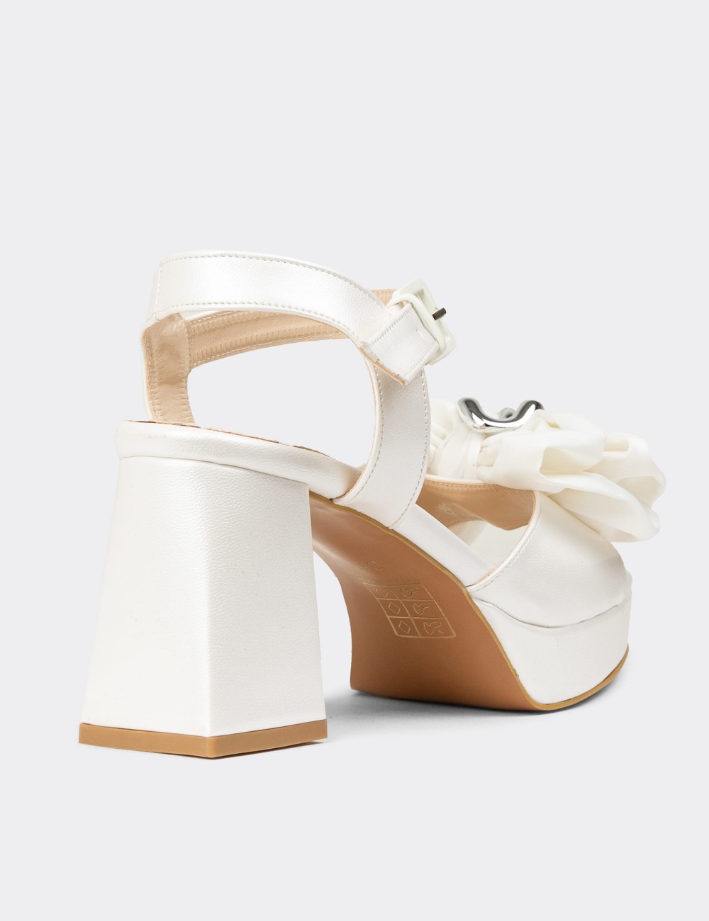 Women's White Pumps - K0101ZSDFC01