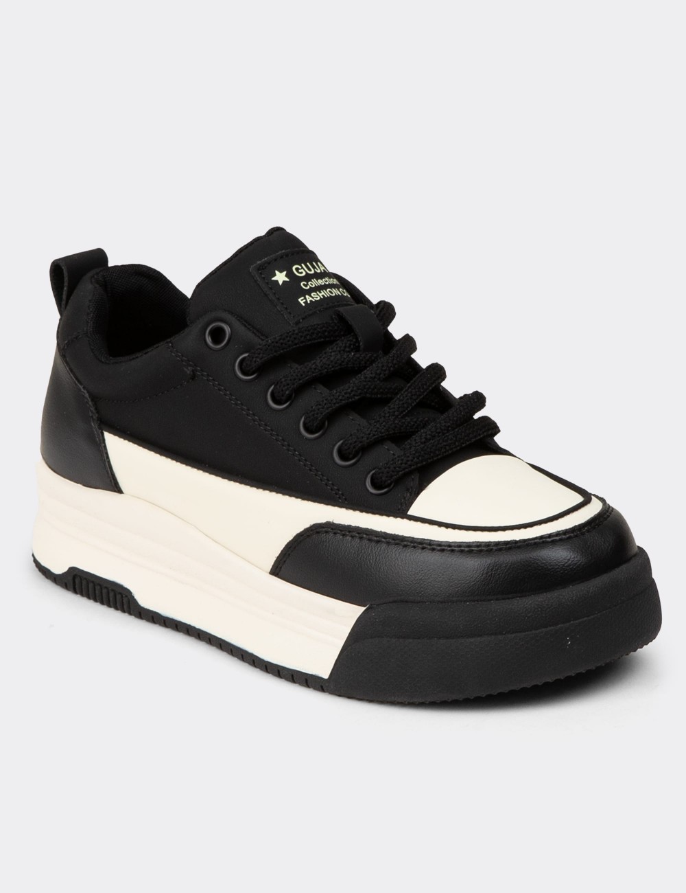 Women's Black Sneakers - 25301ZSYHC01
