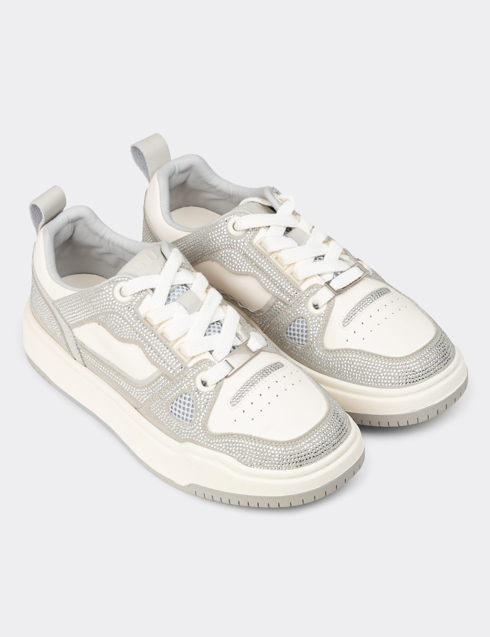 Women's Silver Sneakers - 25359ZGMSC01