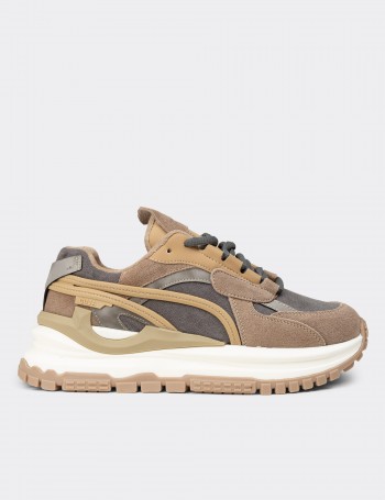 Women's Sandstone Suede Leather Sneakers