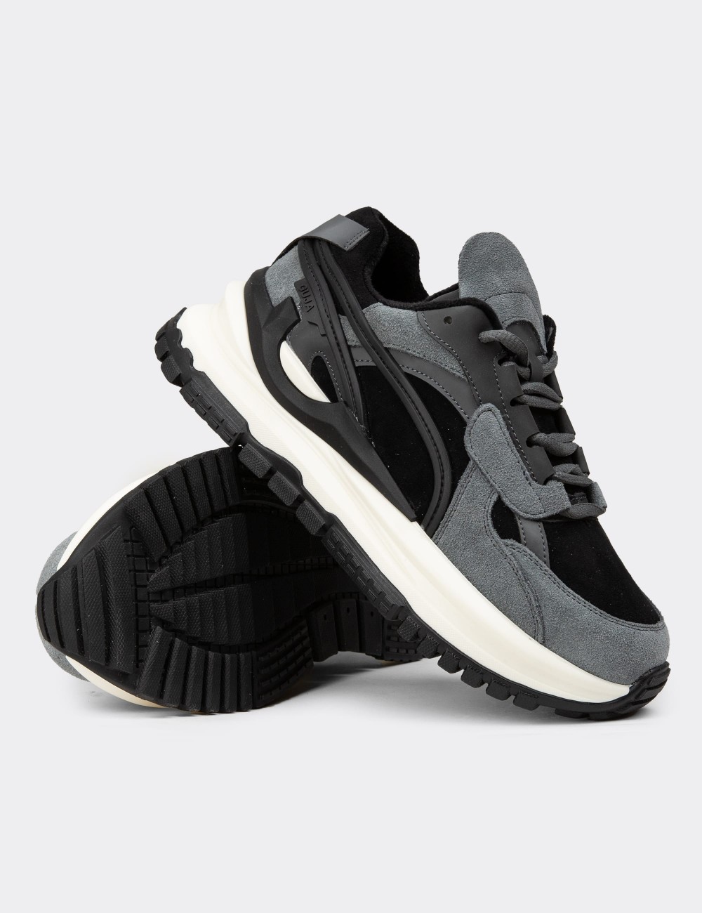 Women's Black Suede Leather Trainers - 25331ZSYHC01
