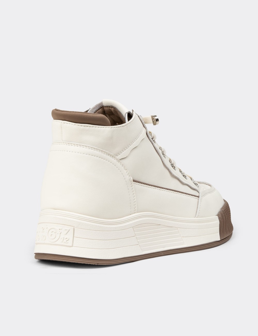 Women's High-Top White Leather Sneakers - 25334ZBYZC01 Women's High-Top White Leather Sneakers - 25334ZBYZC01