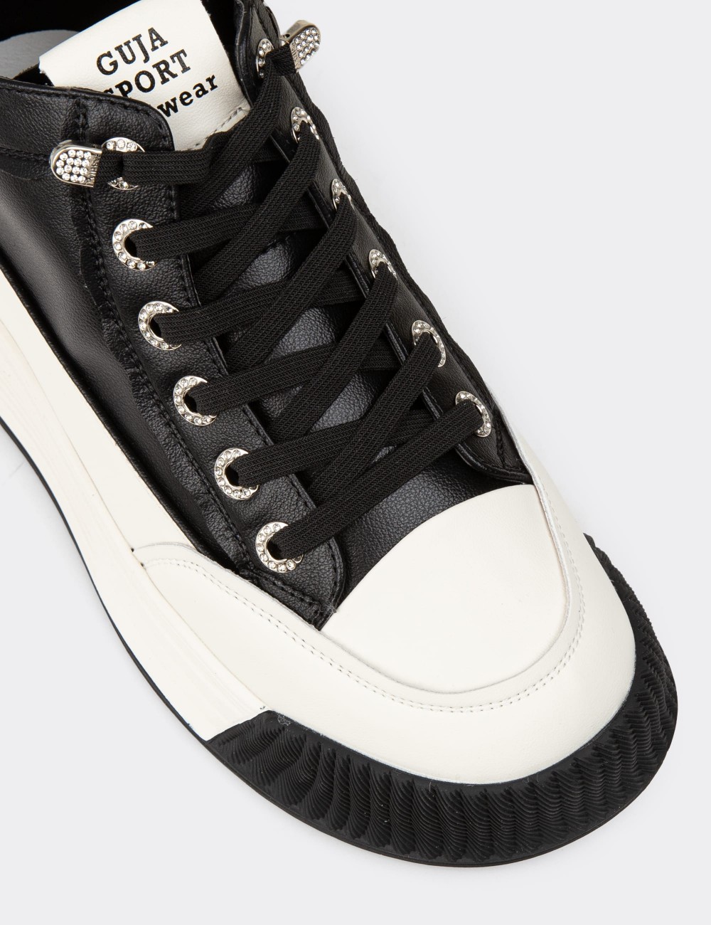 Women's High Top Black Leather Sneakers - 25334ZSYHC01