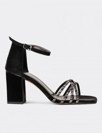 Women's Black Pumps