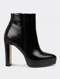 Women's Black Boots