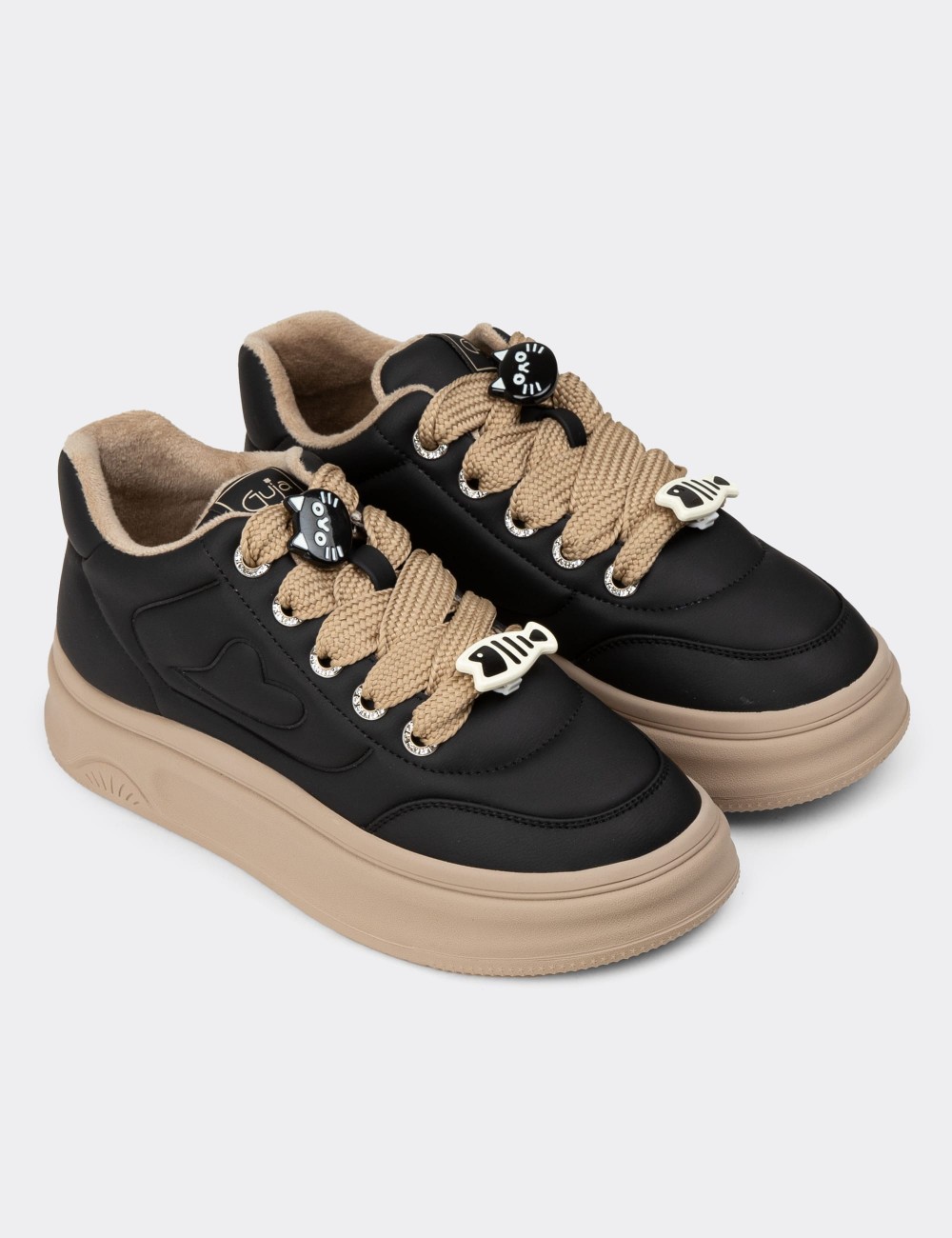 Women's Black Sneakers - 25421ZSYHC01