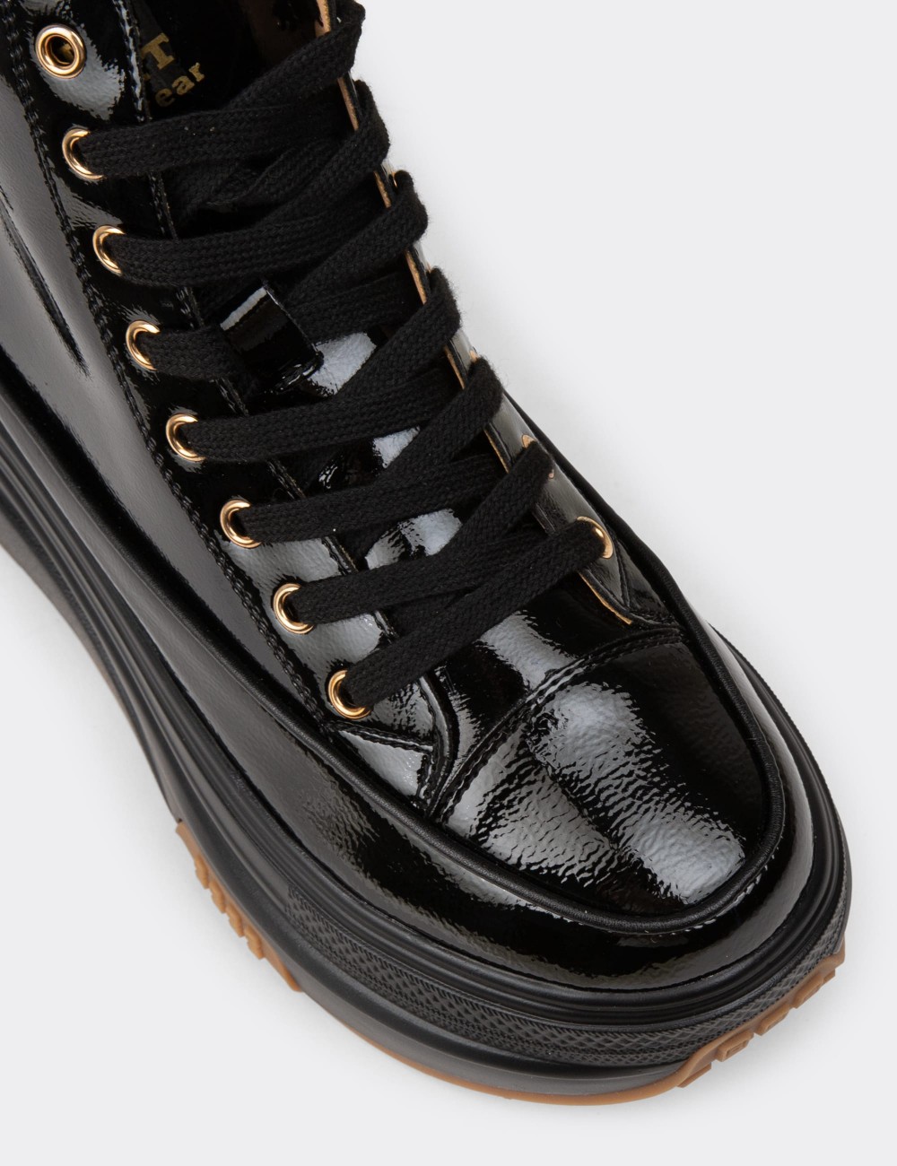 Women's Black Glossy High Top Sneakers - 25336ZSYHC01